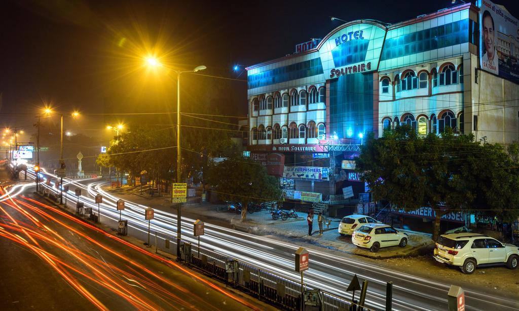 Hotel Solitaire Agra  Dış mekan fotoğraf